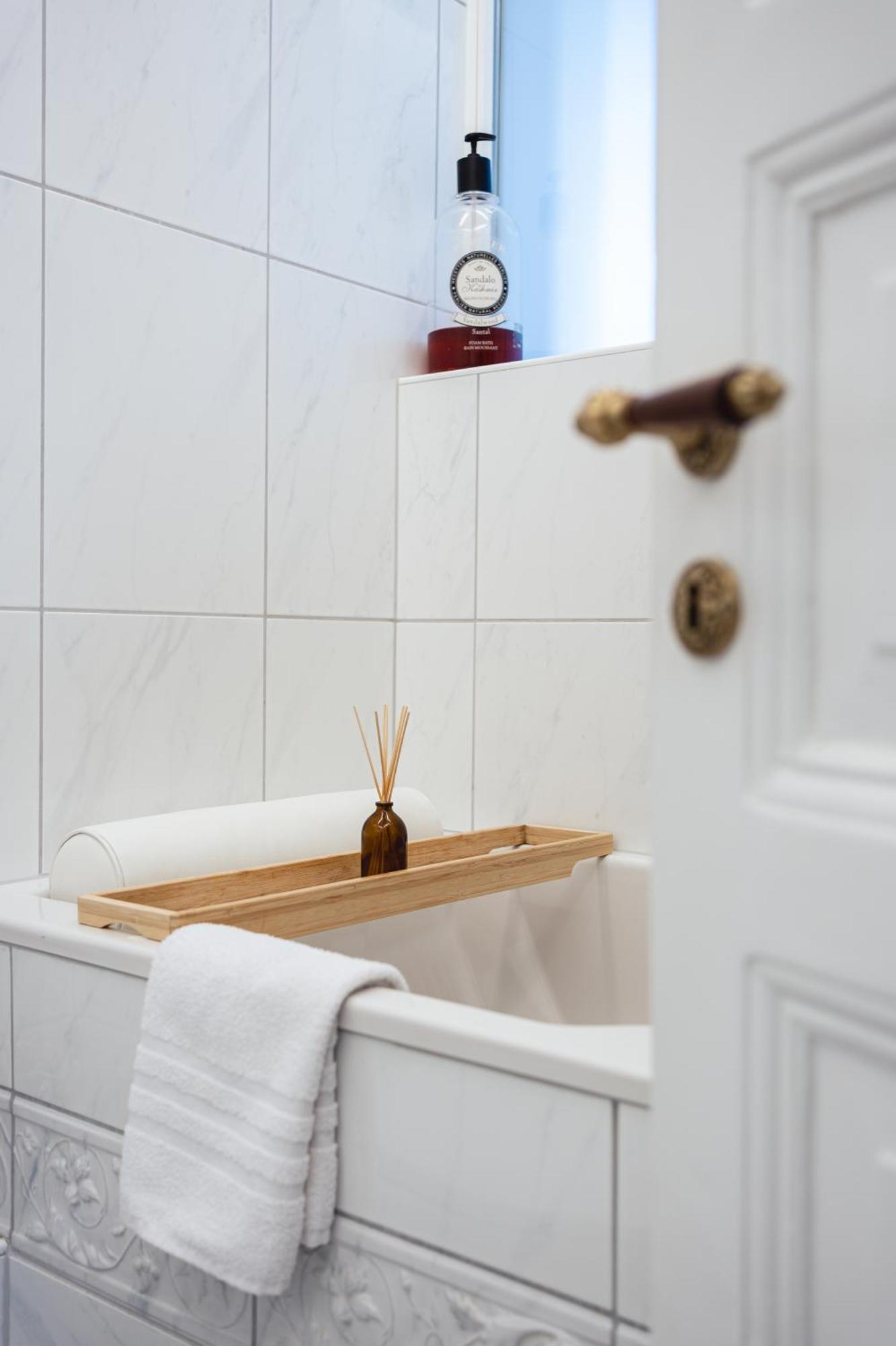 Historical Luxury Homes - Stadtvilla Mit Jacuzzi Und Garten Freiburg im Breisgau Kültér fotó